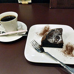 Bistroフルフル - ショコラ・クラシック ＆ コーヒー（２０１４年６月）