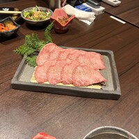 近江牛専門店 万葉 まえだ亭 - 