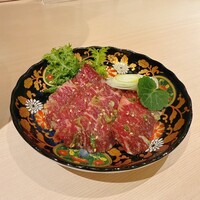 牛刺しと焼肉 仔虎 クリスロード店 - 