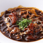 8時間煮込んだ牛すじ黒カレーうどん（温）