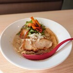 旬菜らーめん えむず - 