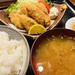 やどかり - カキフライ定食