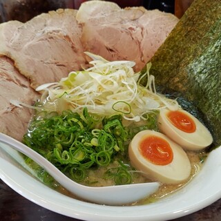 口コミ一覧 : 博多豚骨うまか丸 - 本厚木/ラーメン [食べログ]