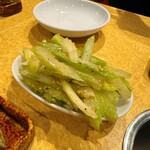 波へい - やみつきセロリ　550円