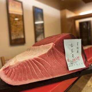 豊洲・高崎市场直送的新鲜食材◆品尝传统的江户前寿司