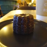 UNI COFFEE ROASTERY - カヌレ