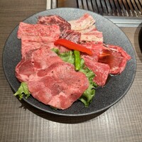 原宿焼肉 KINTAN - 