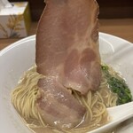 左とう - 大判チャーシュー