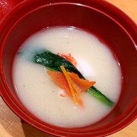 日本料理 丸しま - 白味噌のお雑煮