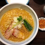 【冬季限定】白味噌中華そば(自家製揚げにんにく付き)