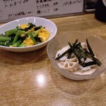 春のお店 - 料理写真:小松菜卵炒め　れんこん明太サラダ