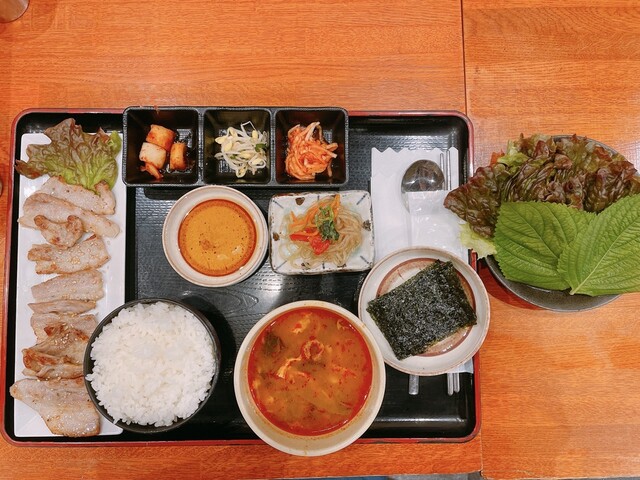 韓国料理 扶餘DX セルバテラス店（プヨデラックス） - 泉中央（韓国料理）の写真