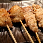 炭火焼鳥 権兵衛 茶屋町店 - 