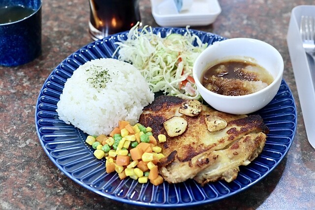 Kissa Monica photo 2