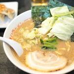 松福 - うまいラーメン（中盛り）。