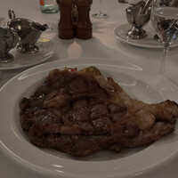 AKARENGA STEAK HOUSE - 
