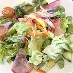 TWELVE ON THE PARK BAR & GRILL - ランチサラダ