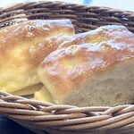 TWELVE ON THE PARK BAR & GRILL - ランチブレッド