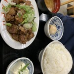 箱ざき食堂～米ともつ煮 ホルモン定食～ - 