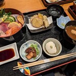 花月すし - 2025 1/9　ちらし定食