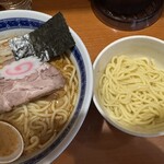 麺恋処 いそじ - 味噌ラーメン 並盛（200g）+ （100g）追加