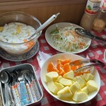 中華料理 天心 - 果物や杏仁豆腐もあります