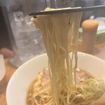 中華そば 白華楼 - 麺