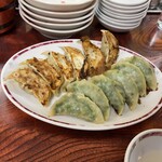 ぎょうざや - 焼ぎょうざ　ニラぎょうざ