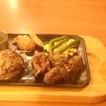 ビッグボーイ - ハンバーグ　一口ステーキ　1070円＆サラダバー420円　何か高いぞ　ワインは１杯108円だけどね、、、