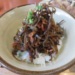 きんびらごぼうのせご飯