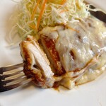 メルカート - カツレツミラノ風　断面図