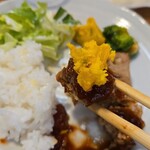 キッチン ブルー グローブ - ポテサラを添えて