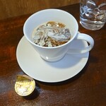 キッチン ブルー グローブ - ホワイトコーヒーへ