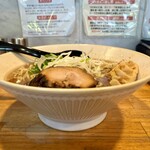 ボニート・ボニート - サイド