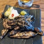 炭や吟蔵 - せせり籠焼き(￥590)