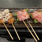 炭火やきとり 朧 - つくねマヨネーズ&ベーコンアスパラ巻き