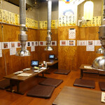 鉄ノ四 - ファミリー・ルームに最適な小上がりもあって〜♬