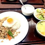 JASMINE THAI - ガパオライス ランチセット