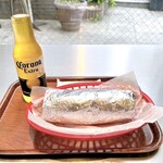 フリホーレス ブリトー&サラダ - 