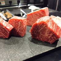 HIKARI - 
