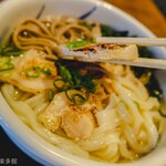 ヨコクラうどん - 分厚い鶏チャー