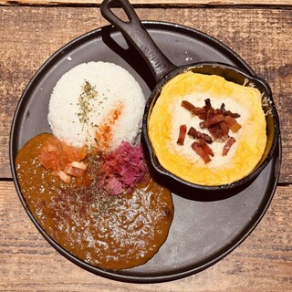 カレーEAST百名店2024選出「札幌の老舗クロックカレー」