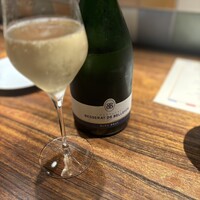 シャンパン食堂 - 