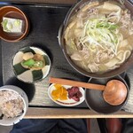 もみじ亭 - 豚肉ほうとう御膳