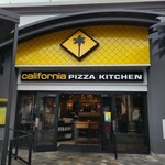 California Pizza Kitchen - 外観