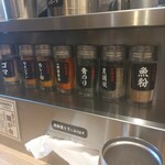 元祖油堂 - ★★★★調味料は7種類！これが全て無料とは 驚き！