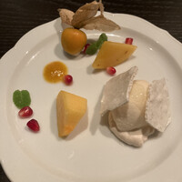 ラ・ボンヌターブル - 