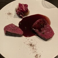 ラ・ボンヌターブル - 