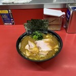 ラーメン 杉田家 本店 - 