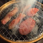 炭火焼肉じゃいあん - 